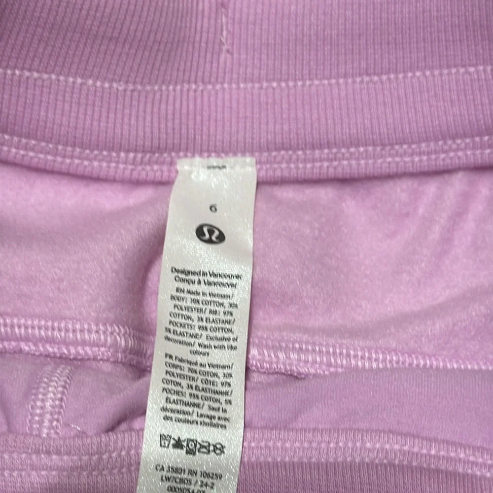 Lululemon | size 6 | scuba high rise shorts 5” - Picture 11 of 14
